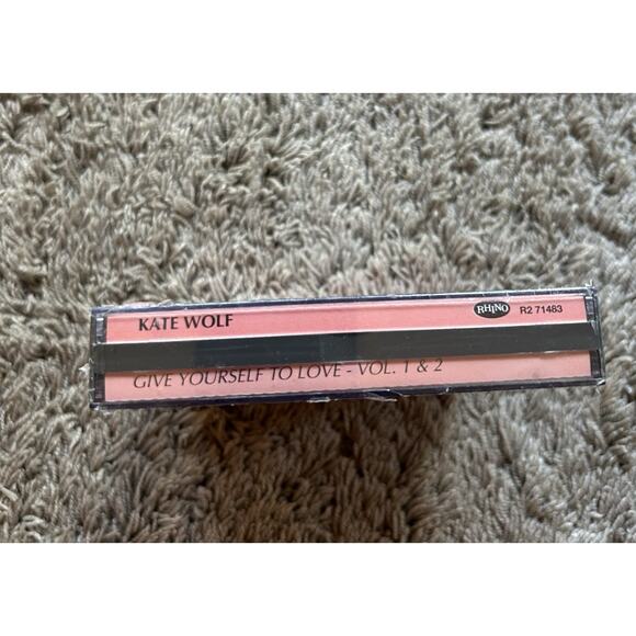 New KATE WOLF CD Set -Give Yourself to Love Vols 1-2 Live in Concert Sealed G25 - Picture 3 of 5